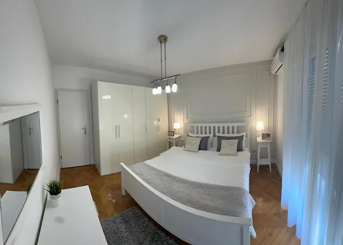 Julija Apartamento *
